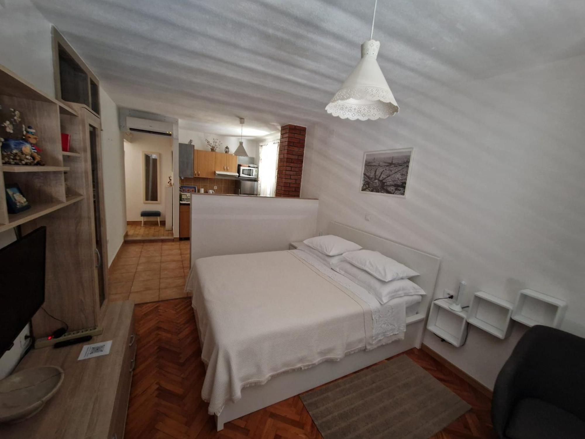 Studio Apartment Riva Sumartin Exterior photo